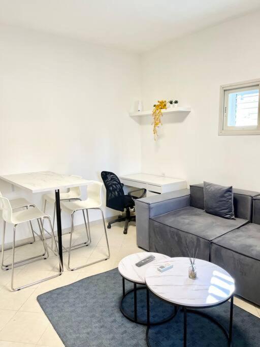 Rambam Apartment